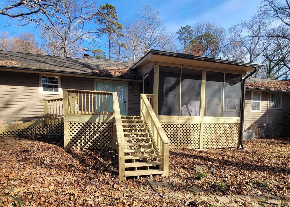 screened-in deck near me